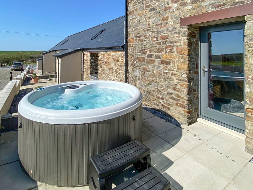 Caldey Cottage - Newgale Holiday Cottages, Roch, near Haverfordwest