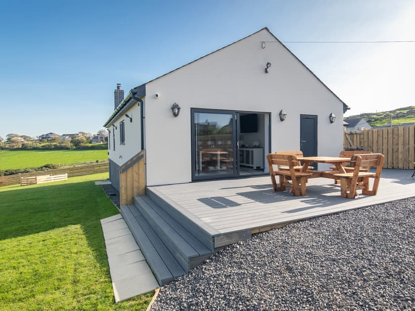 Y AngorfaThe Anchorage, Llanfairynghornwy