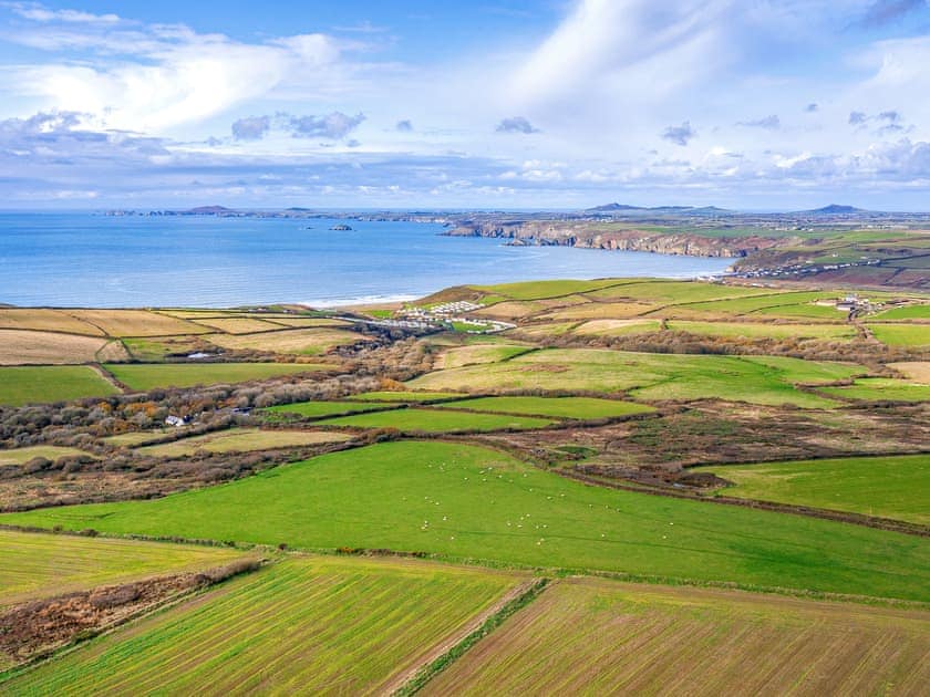 Skomer Cottage - Newgale Holiday Cottages, Roch, near Haverfordwest