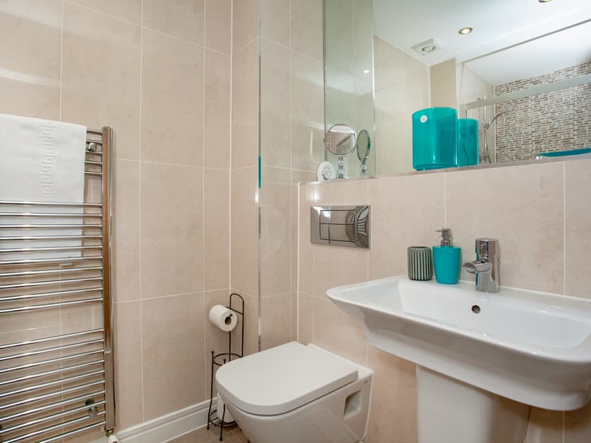 Bathroom | Kamal, Duporth, near St Austell