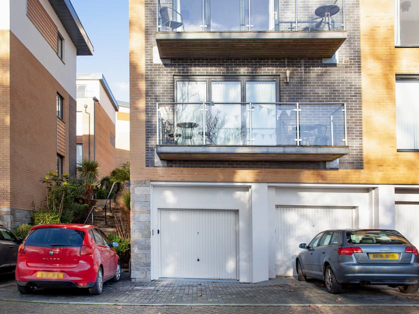 Parking | Kamal, Duporth, near St Austell