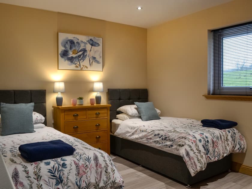 Twin bedroom | Woodlane - Cairnyard Holiday Lodges, Beeswing, near Dumfries