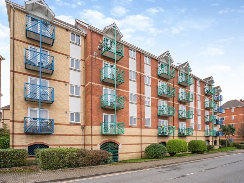 Exterior | Marina View Apartment, Swansea Marina