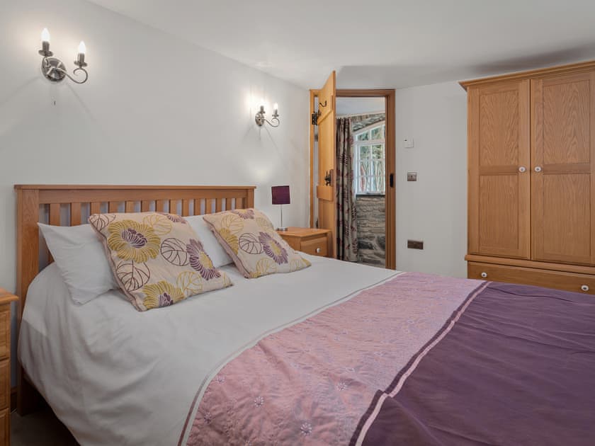 Lily Pond Cottage, New Quay