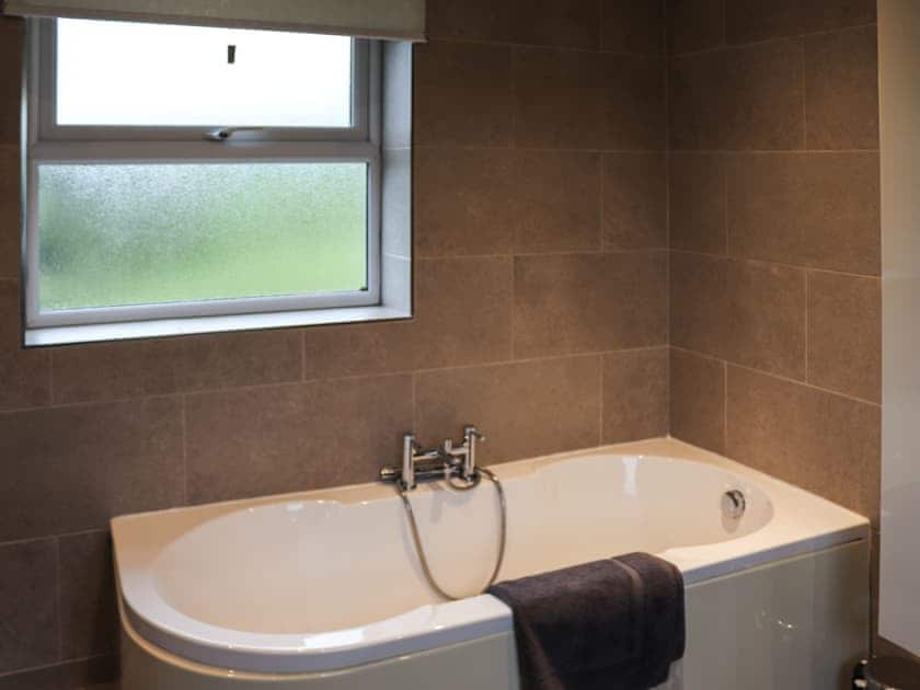 Bathroom | Plas Madog, Parc, near Bala