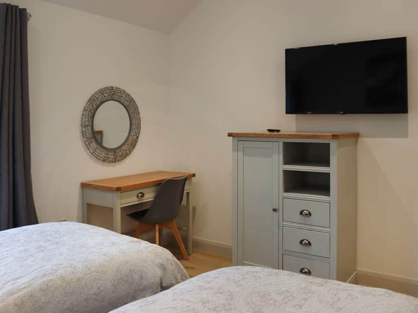 Twin bedroom | Beudy Wern Goch - Glanllyn, Llanuwchlyn, near Bala