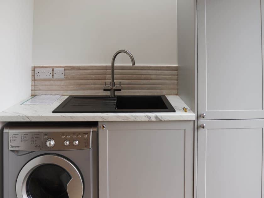 Utility room | Beudy Wern Goch - Glanllyn, Llanuwchlyn, near Bala