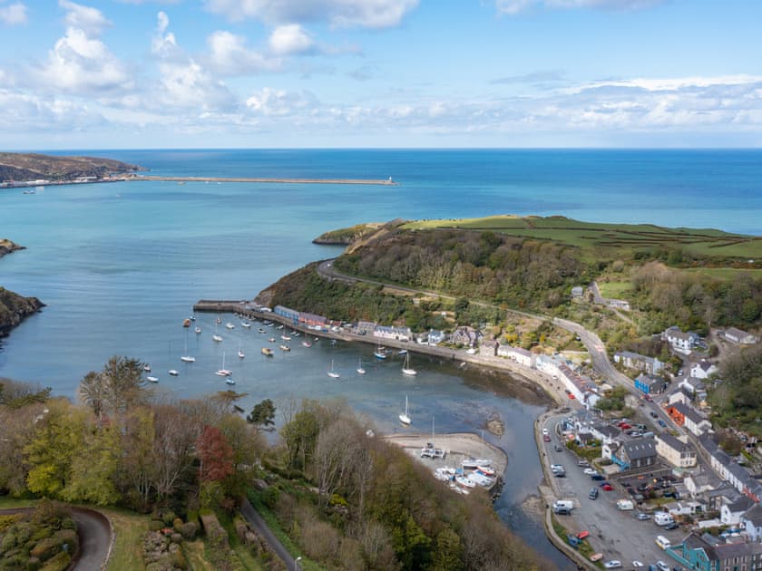 Old Newport Road, Lower Town, Fishguard