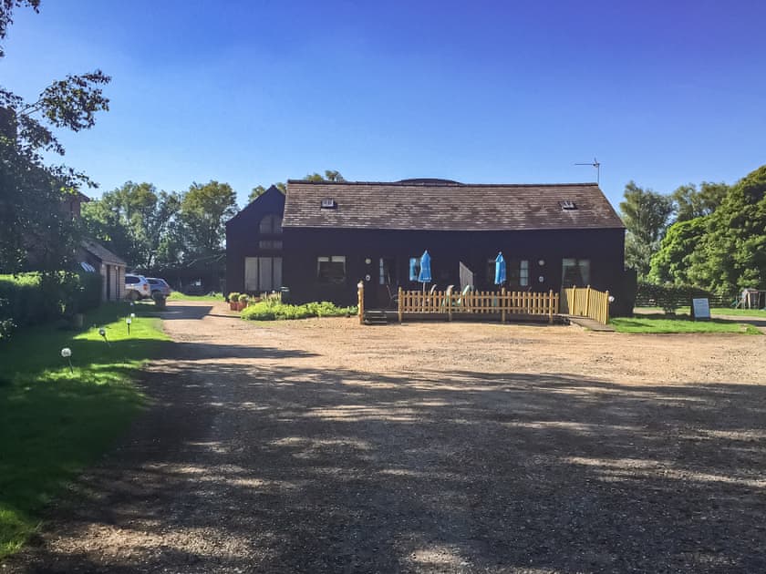 Exterior | Pheasant - Caves Farm Barns, Near Ely