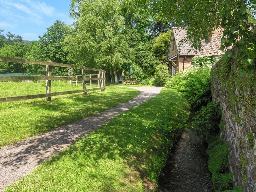 Garden and grounds | Luccombe - Duddings Country Cottages, Timberscombe, near Minehead