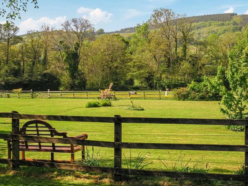 Garden and grounds | Luccombe - Duddings Country Cottages, Timberscombe, near Minehead