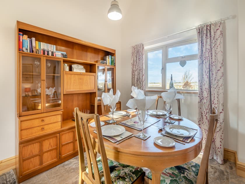 Open plan living space | The Old Greenhouse - Panton House Farm, Wragby
