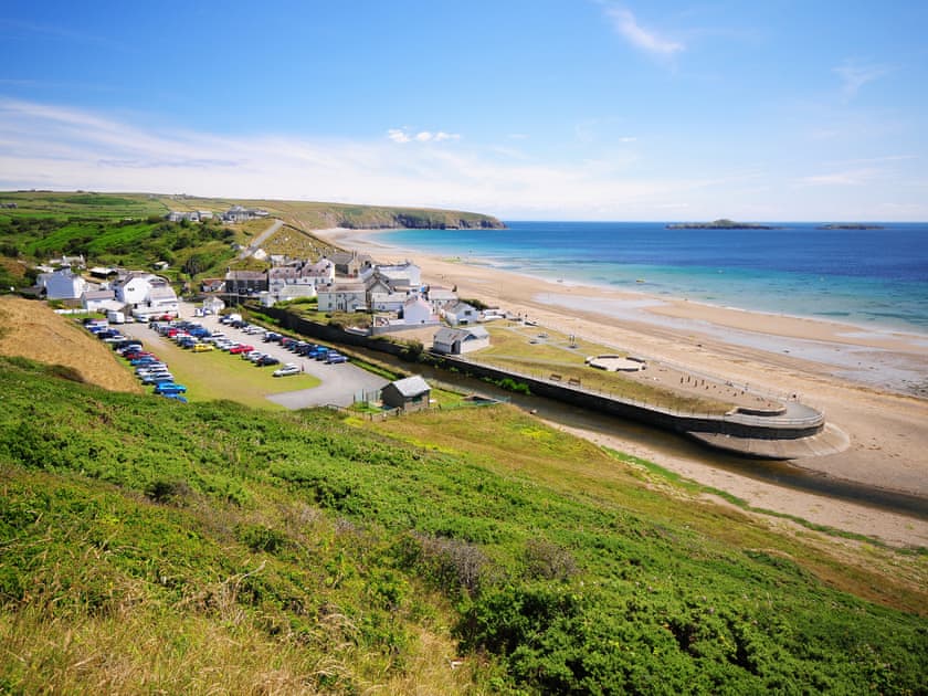 Ty’r Ysgol, Pwllheli