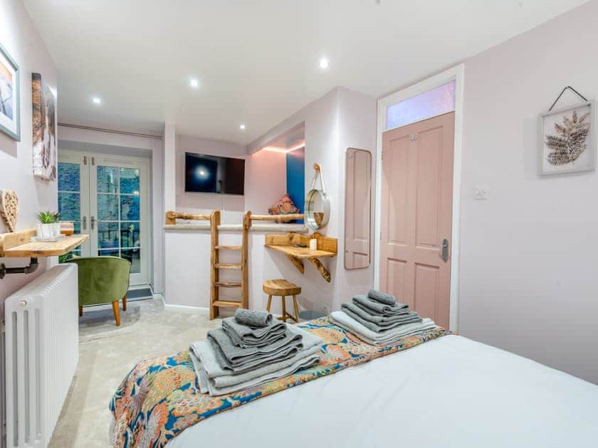 Double bedroom | The Engine Room, Scalegill, near Kirkby Malham