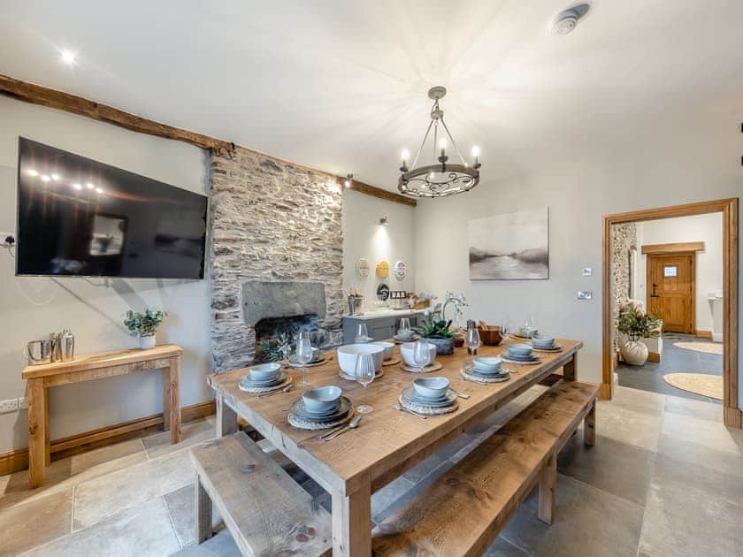 Dining Area | Pen Isa’r Llan - Pen Isa’r Llan, Bala