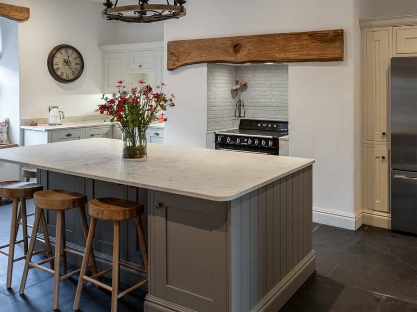 Kitchen | Pen Isa’r Llan - Pen Isa’r Llan, Bala