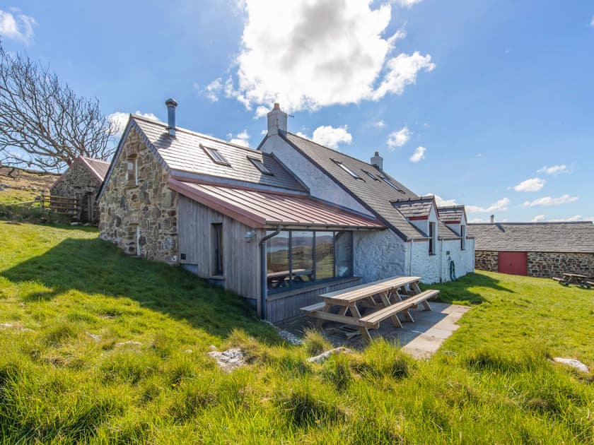 Fagwr Meredith, Dinas Cross