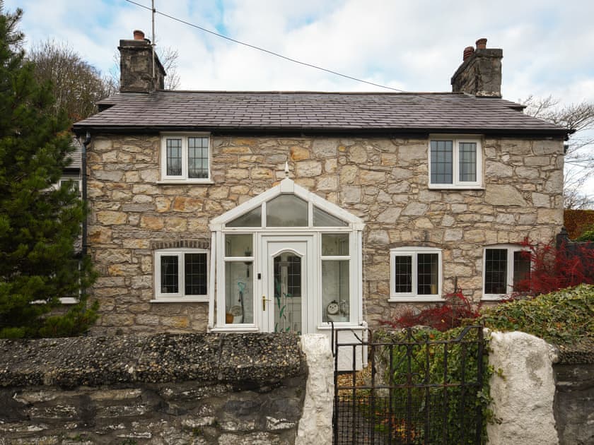 Exterior | Tir-Y-Coed, Mold and the Clwydian Range