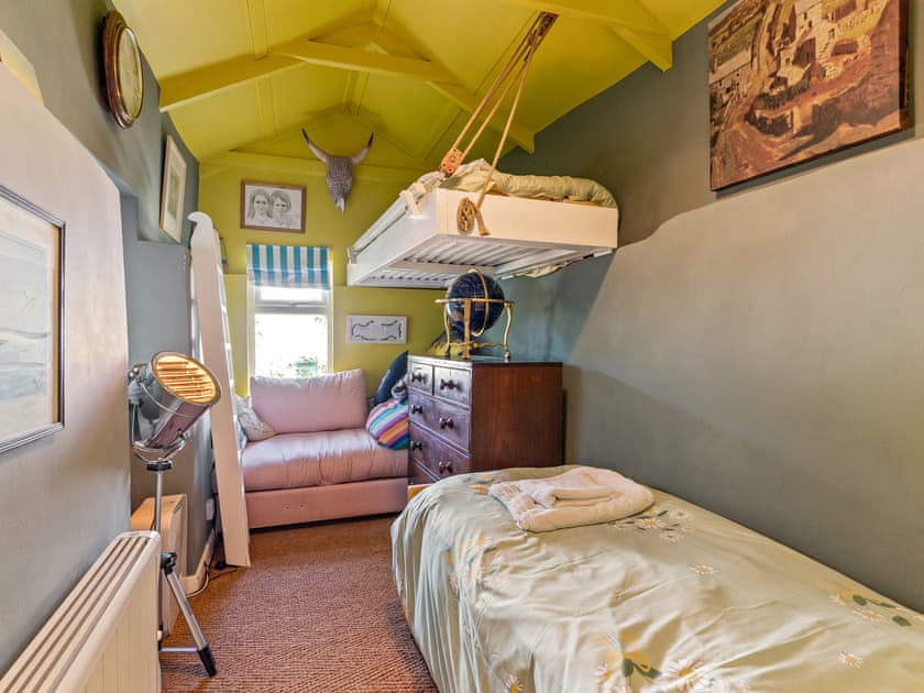 Twin bedroom | Willow Cottage, St Just