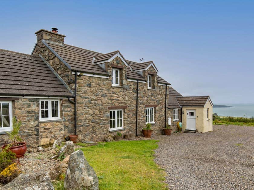 Penmynydd Uchaf, Dinas Cross, Newport