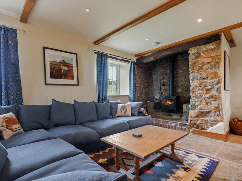 Penmynydd Uchaf, Dinas Cross, Newport