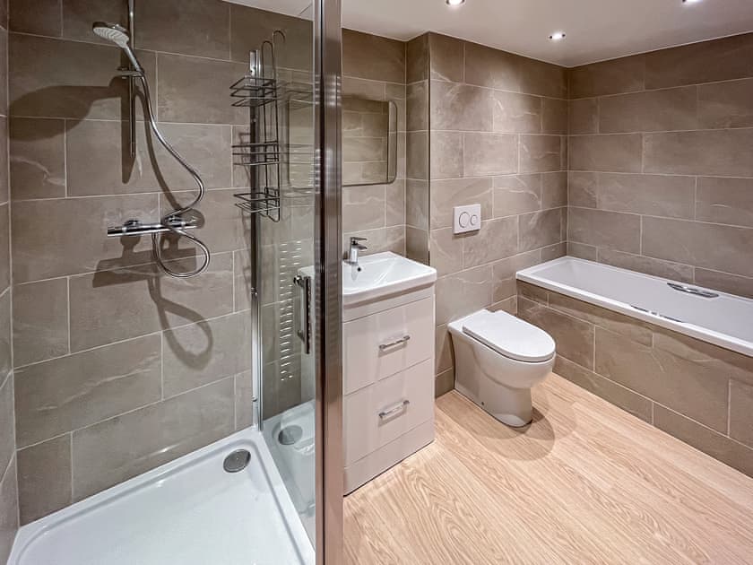 Ensuite Bathroom  | The Smithy, Lowick near Berwick-upon-Tweed