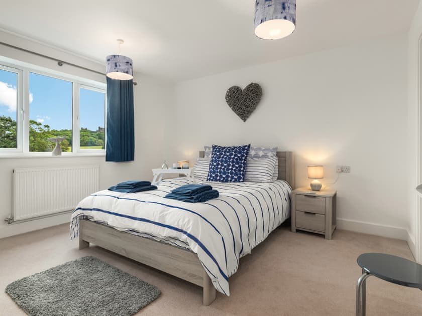Cockleshell, Llansteffan