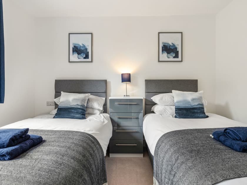 Cockleshell, Llansteffan