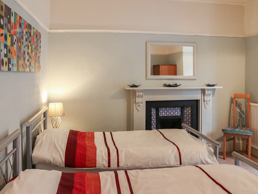 Twin bedroom | Bryn Marian, Blaenau Ffestiniog