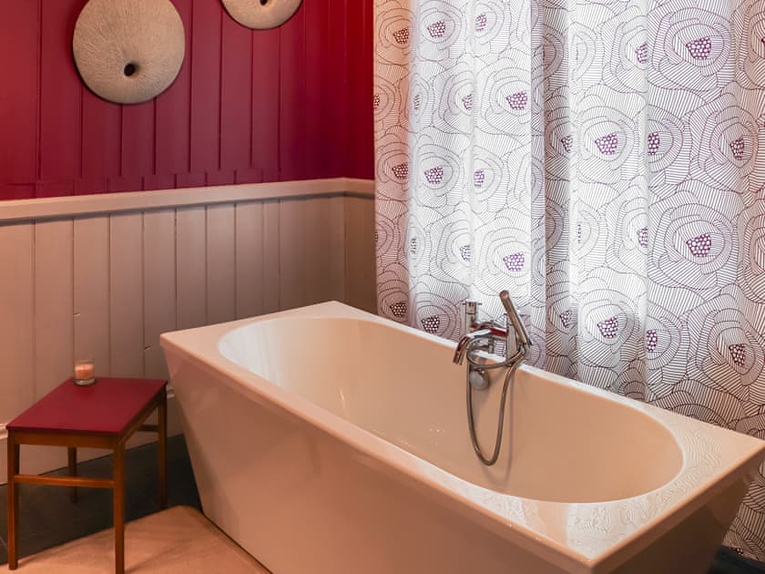 Bathroom | Bryn Marian, Blaenau Ffestiniog