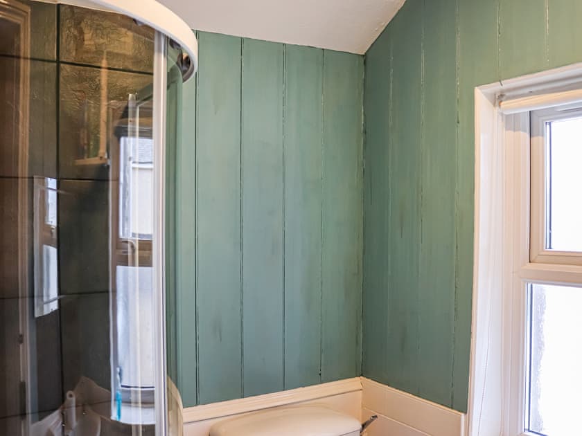Bathroom | Bryn Marian, Blaenau Ffestiniog