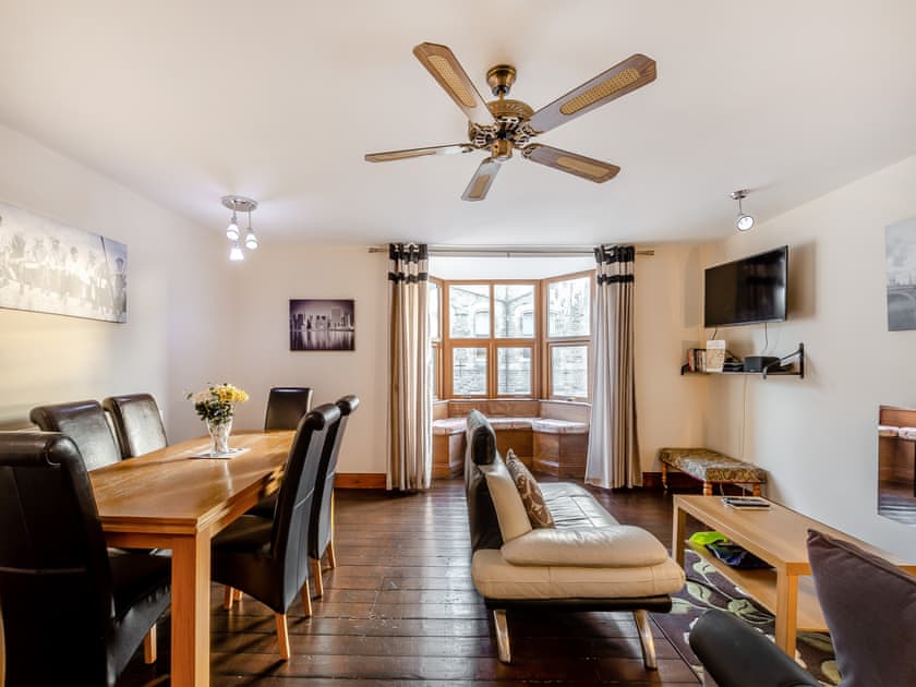 Open plan living space | The Drovers Rest - The Old Drapery Apartments, Haltwhistle