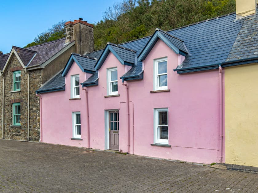 35 Quay Street, Lower Town, Fishguard