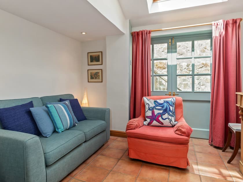 35 Quay Street, Lower Town, Fishguard