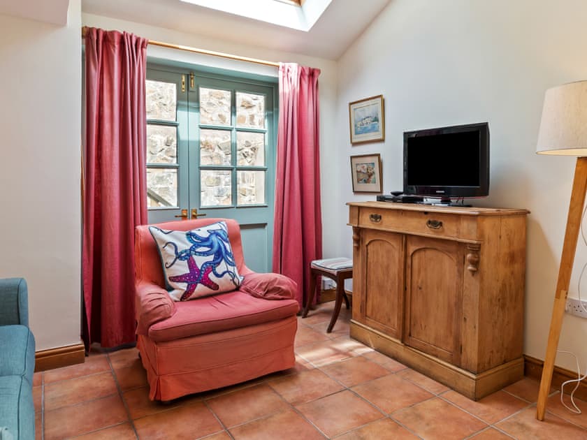 35 Quay Street, Lower Town, Fishguard