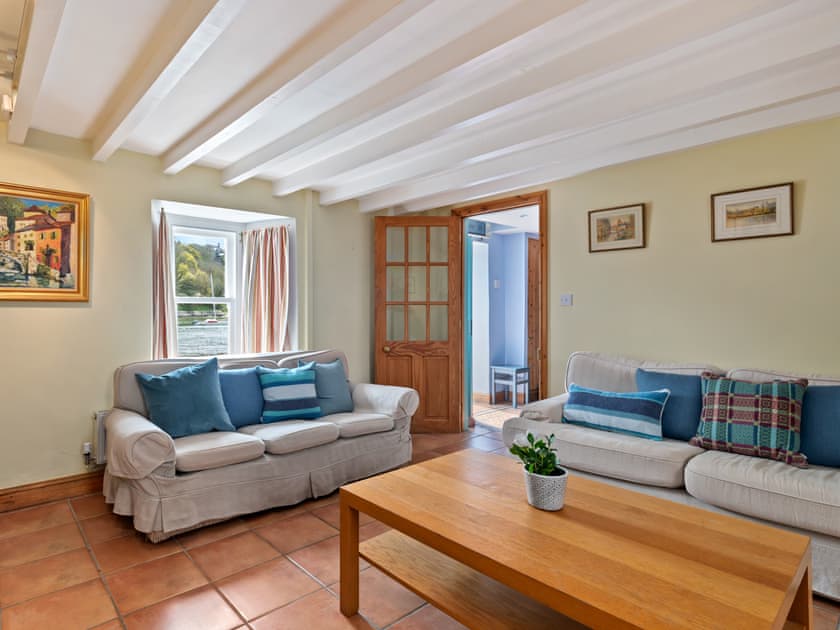 35 Quay Street, Lower Town, Fishguard