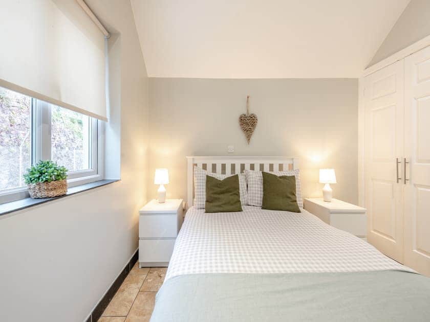 Double bedroom | Sea Breeze - Pendine Apartments, Pendine, near Amroth
