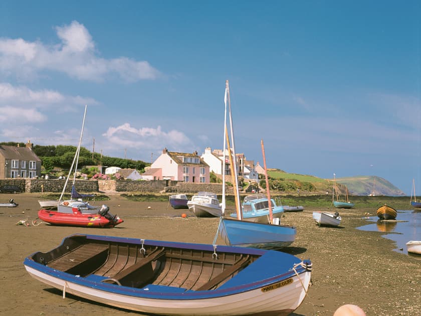 Garn Isaf, Newport
