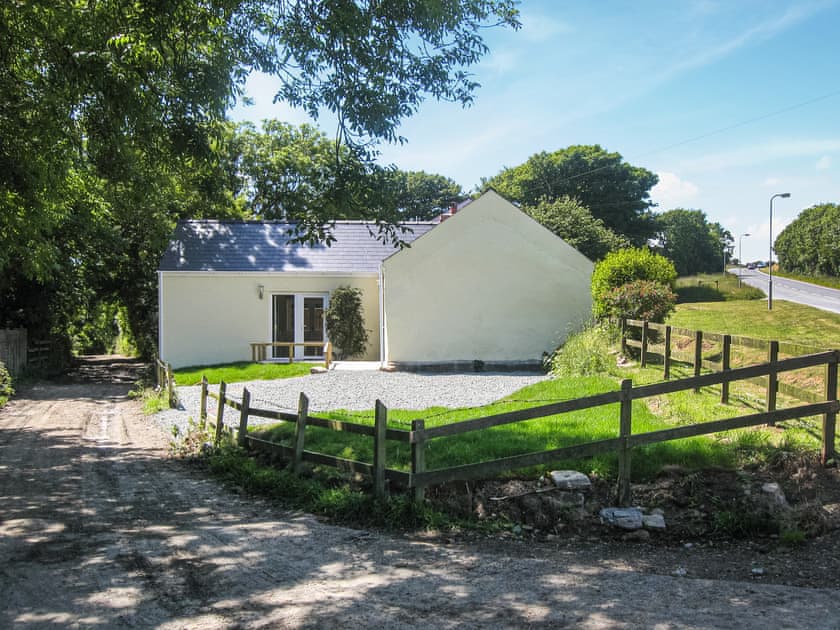 Exterior | Cowslip Cottage, Keeston