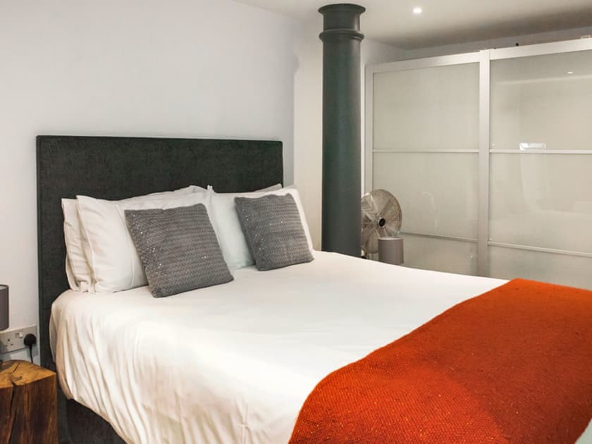 Double bedroom | Mayflower 60, Plymouth