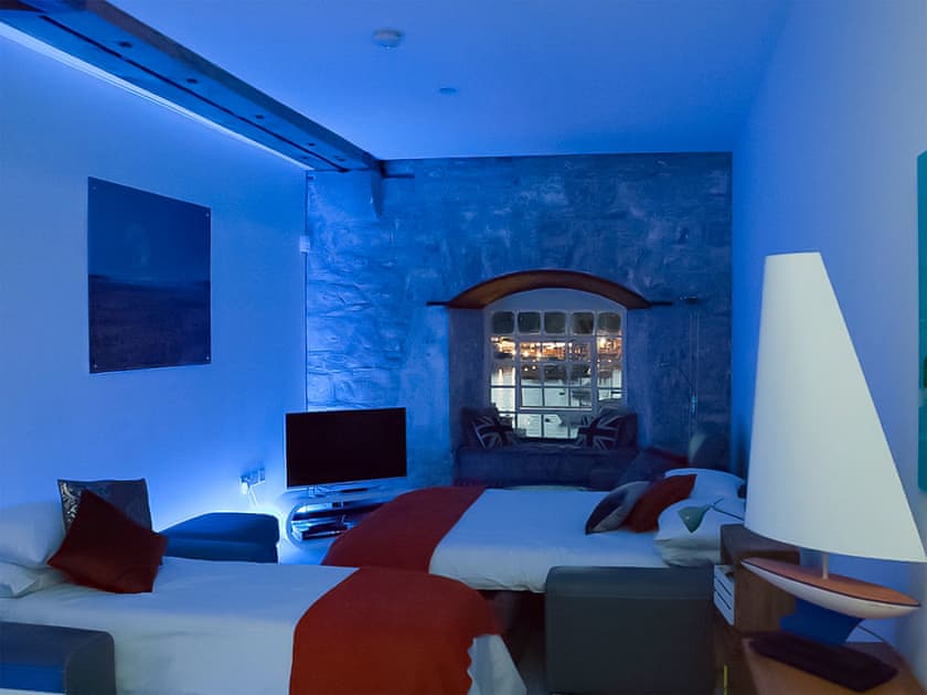 Bedroom | Mayflower 60, Plymouth