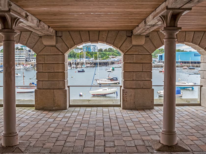 Exterior | Mayflower 60, Plymouth