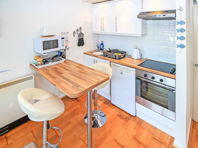 Open plan living space | Southerly Views Flat, Porthmadog