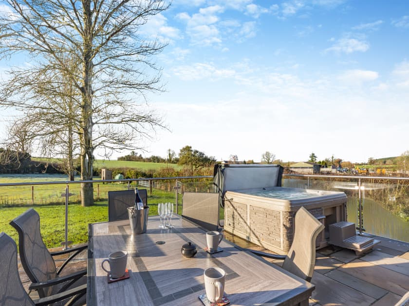 Hot tub | Pines Lodge - Holly and Pines Holidays, Holywell