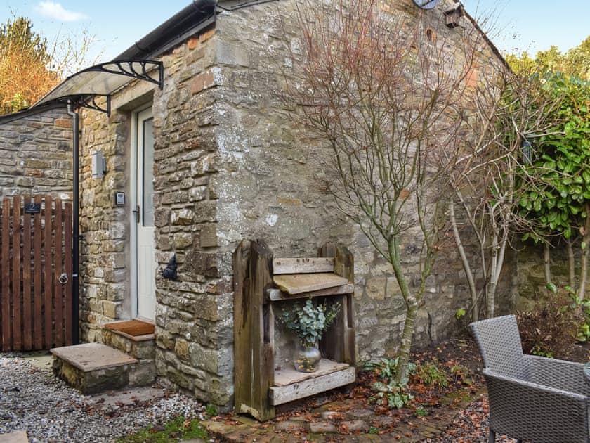 Exterior | The Studio at Cross House - Castle Gate Retreats, Kirkby Lonsdale