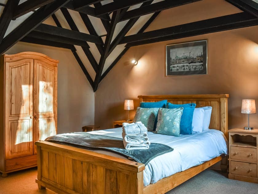 Double bedroom | Larpool Mews, Whitby