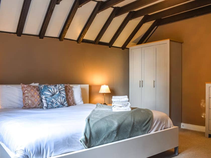 Triple bedroom | Larpool Mews, Whitby