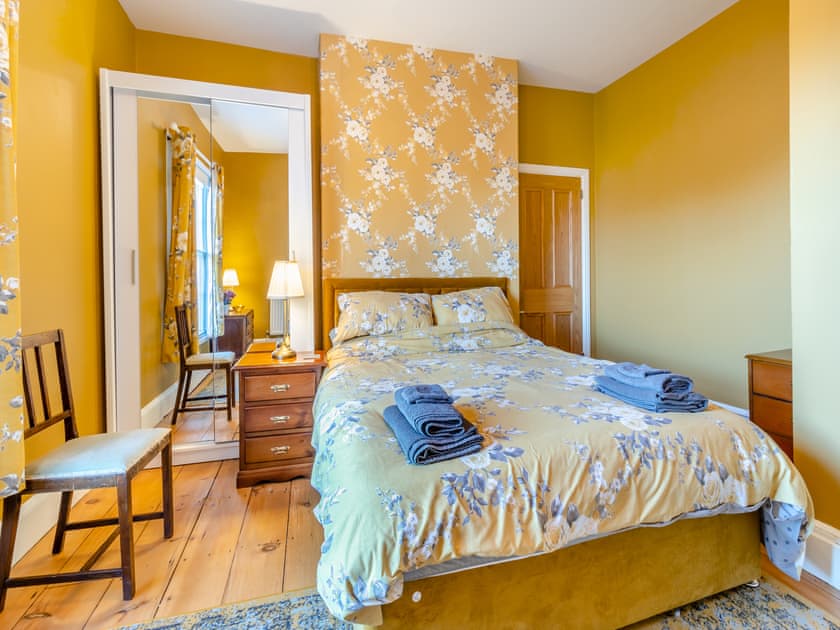 Double bedroom | Creamore Grove, Wem, near Shrewsbury