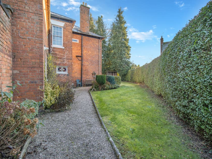 Exterior | Creamore Grove, Wem, near Shrewsbury