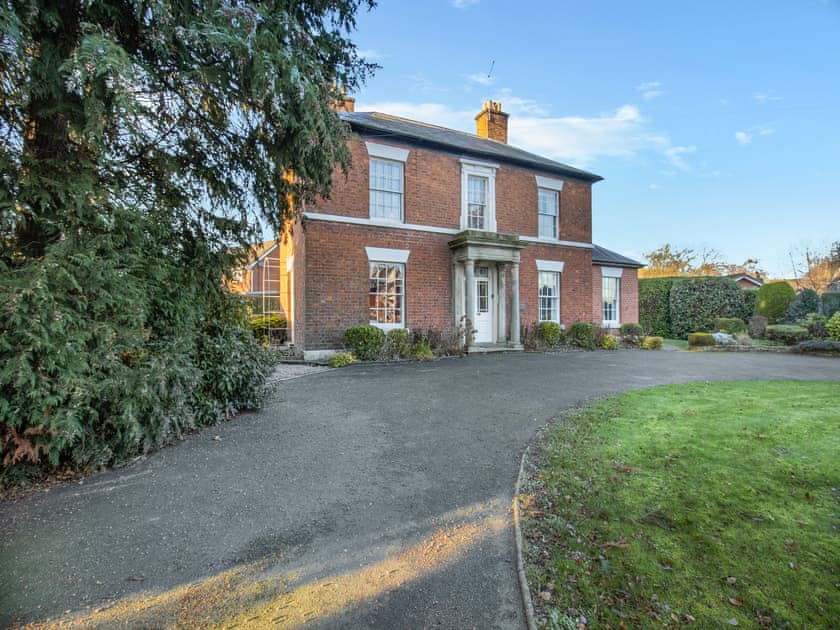 Exterior | Creamore Grove, Wem, near Shrewsbury